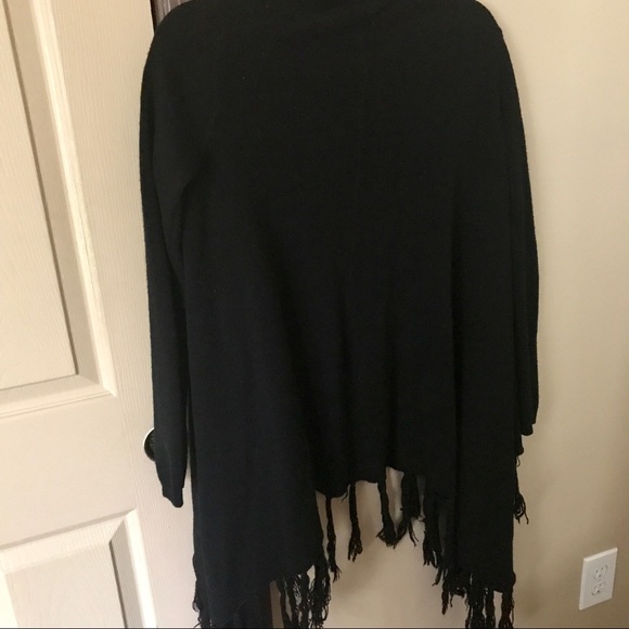 Open fringed Cardigan - Picture 2 of 2